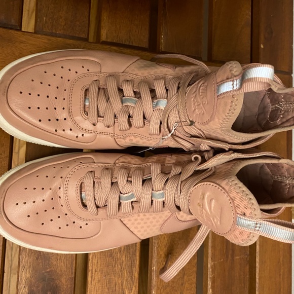 Trendy Mens/women clothes - Picture 9 of 16